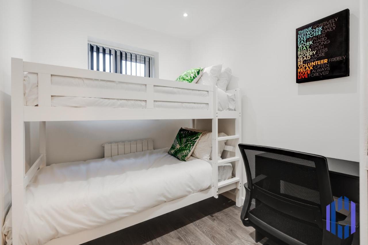Сasa de vacaciones Stylish 4bd - Coop Live - Etihad - Parking - Ev Mánchester