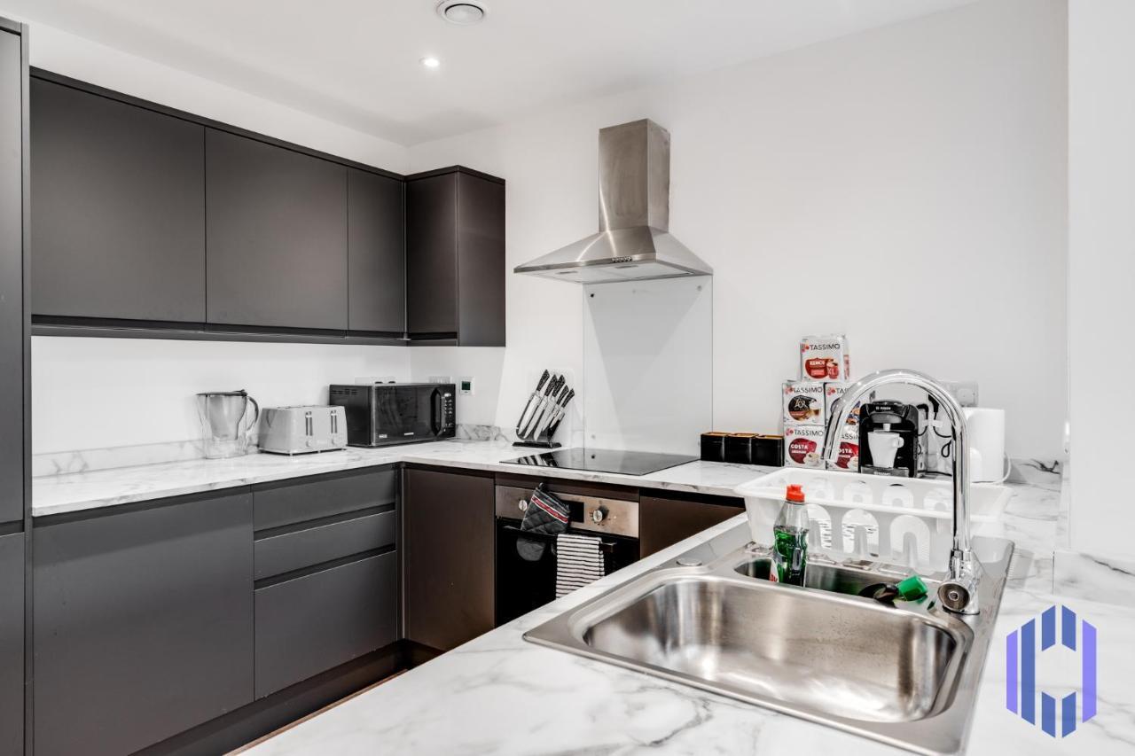 Stylish 4bd - Coop Live - Etihad - Parking - Ev